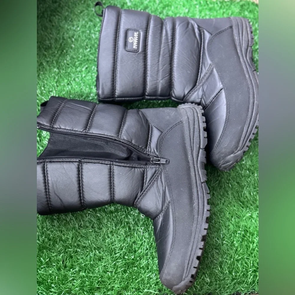 Magellan Outdoors excellent preowned